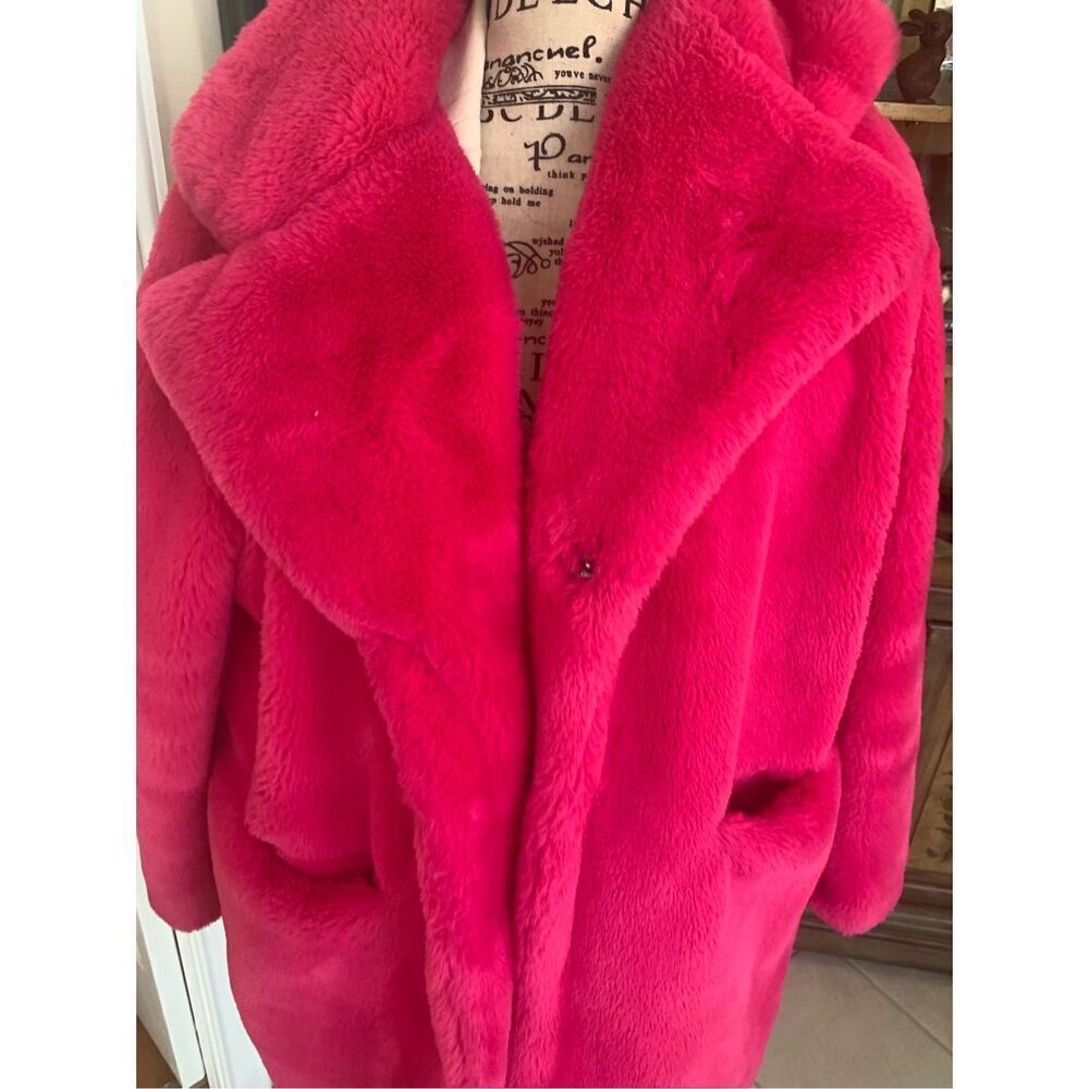Thick Faux Fur Women’s Jacket - Picture 7 of 11
